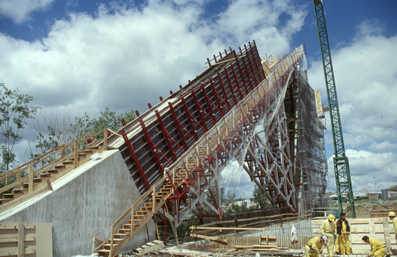 Construcción Puente Hispanoámerica